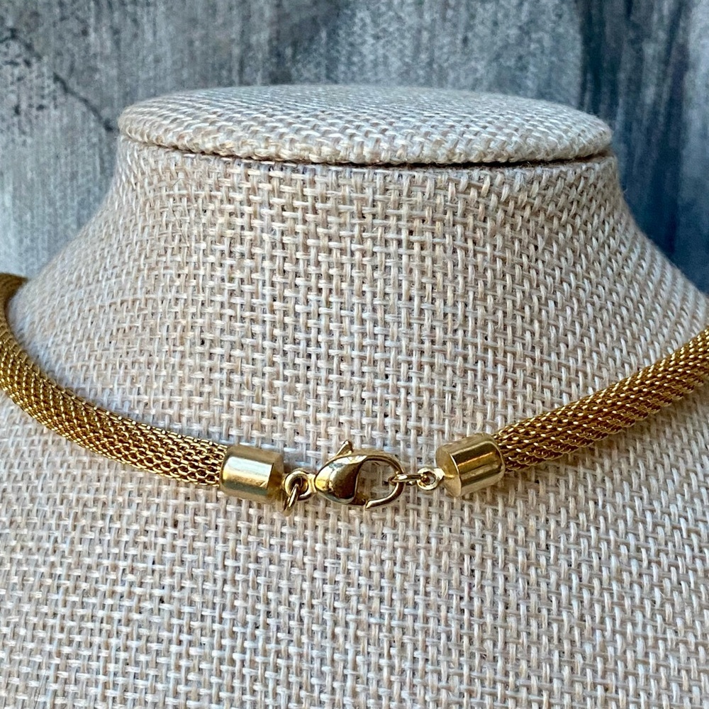 Vintage 18K Gold Plated Mesh Puff Heart Pendant Necklace - Picture 5 of 7